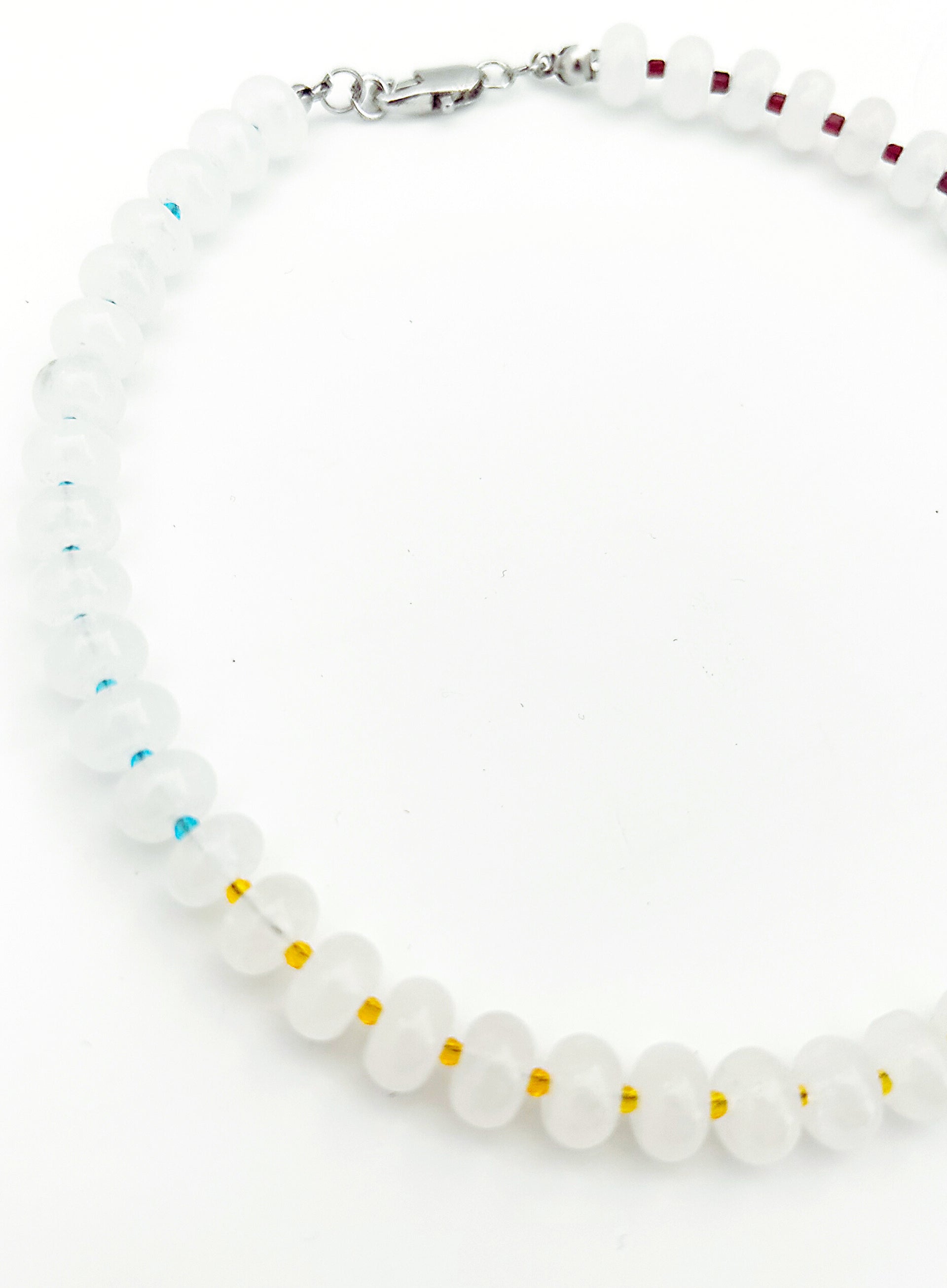 white jade natural stones necklace