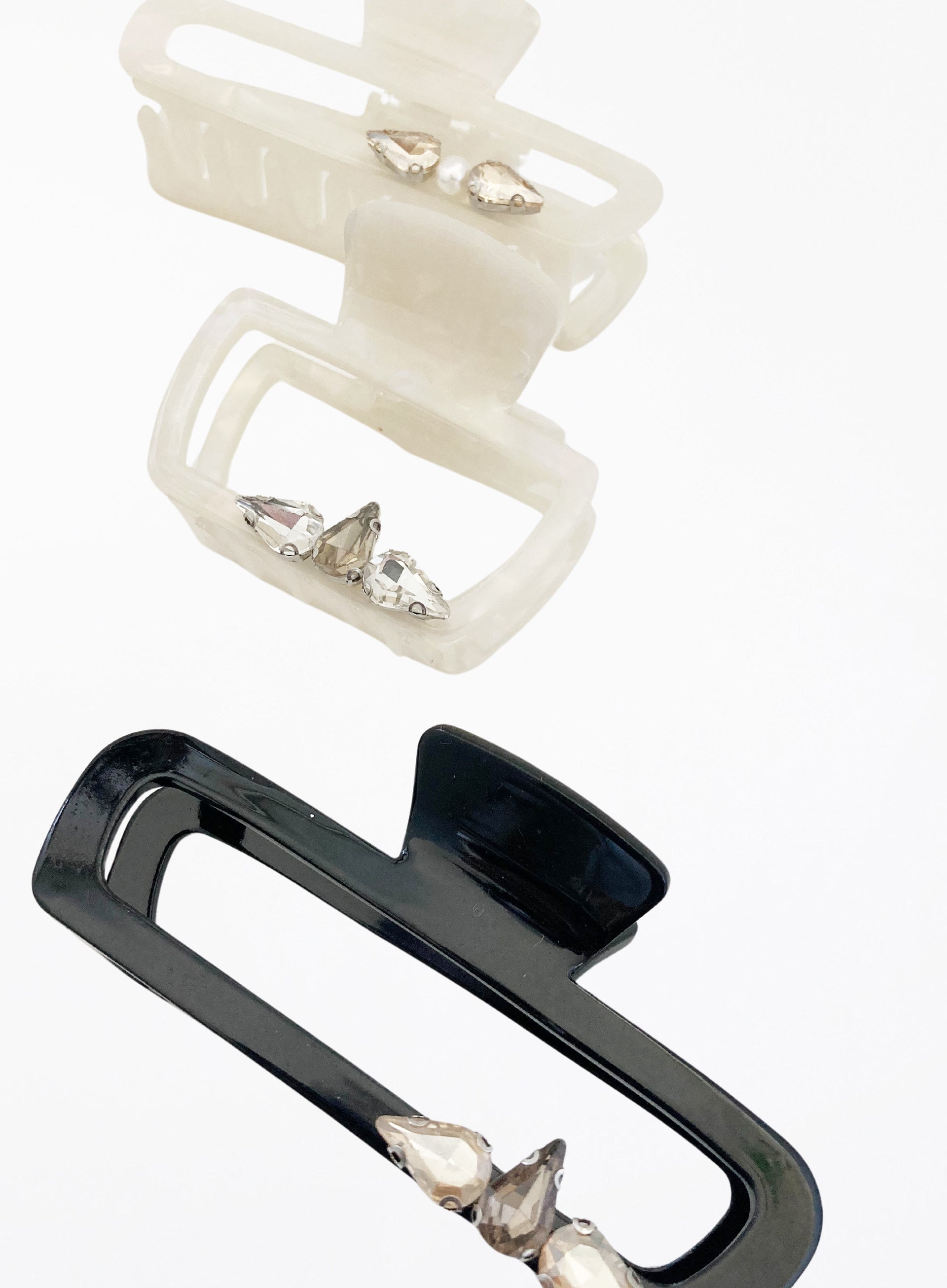 Jill Embellished Acetate Hair Claw - Pearl