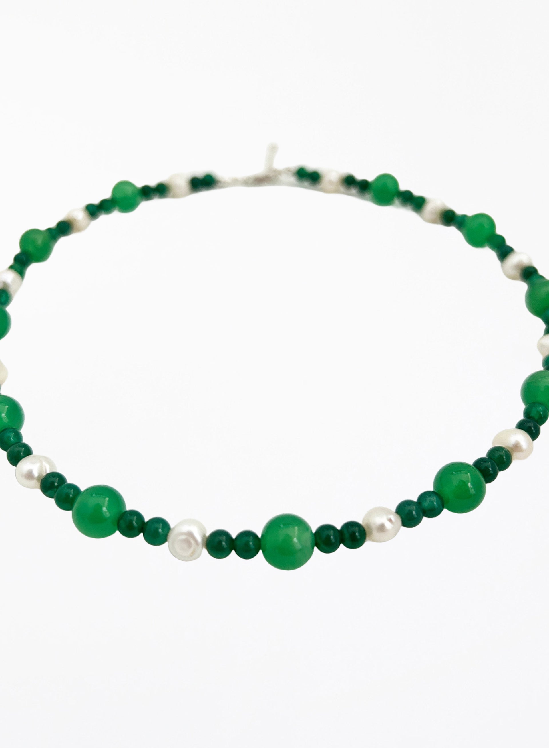 green stone pearl beaded collar necklace