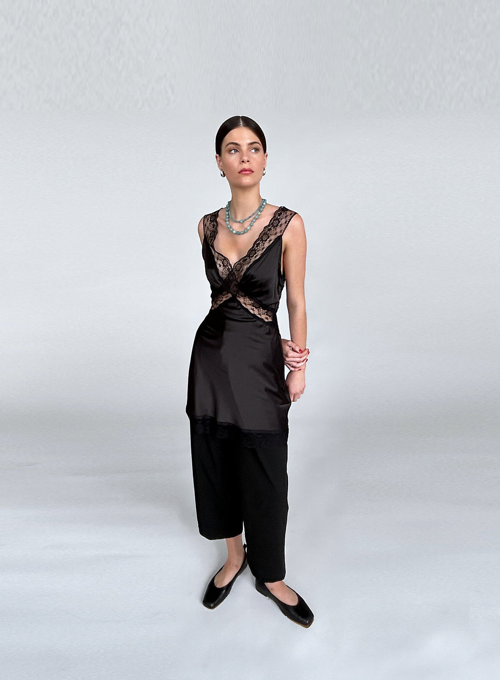 blue stones beaded collar necklace