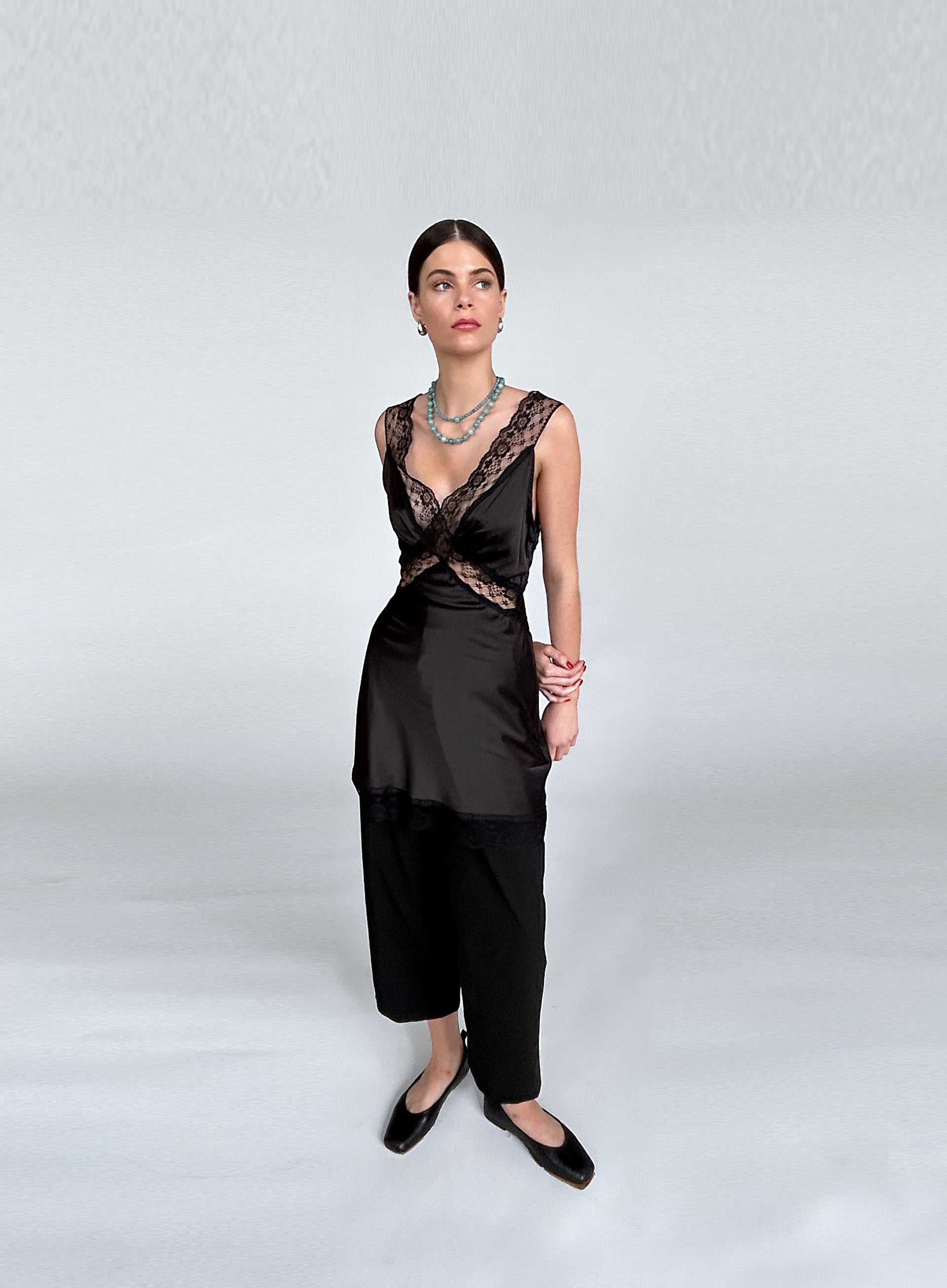 blue stones beaded collar necklace