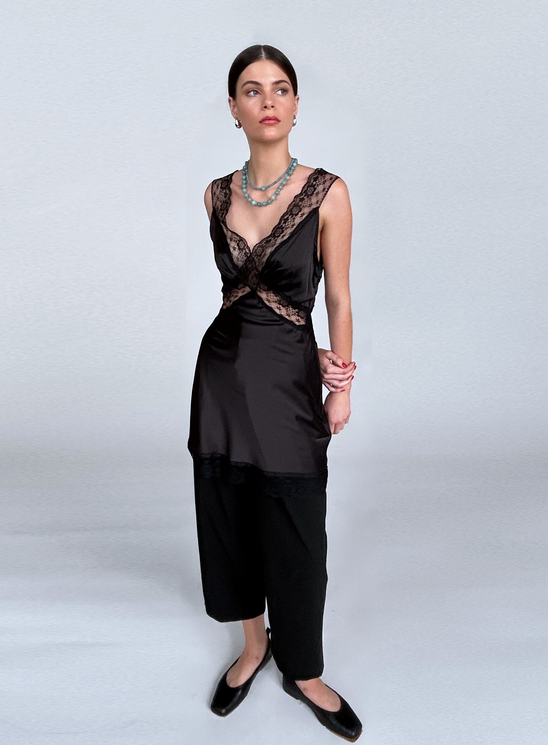 blue stones beaded collar necklace