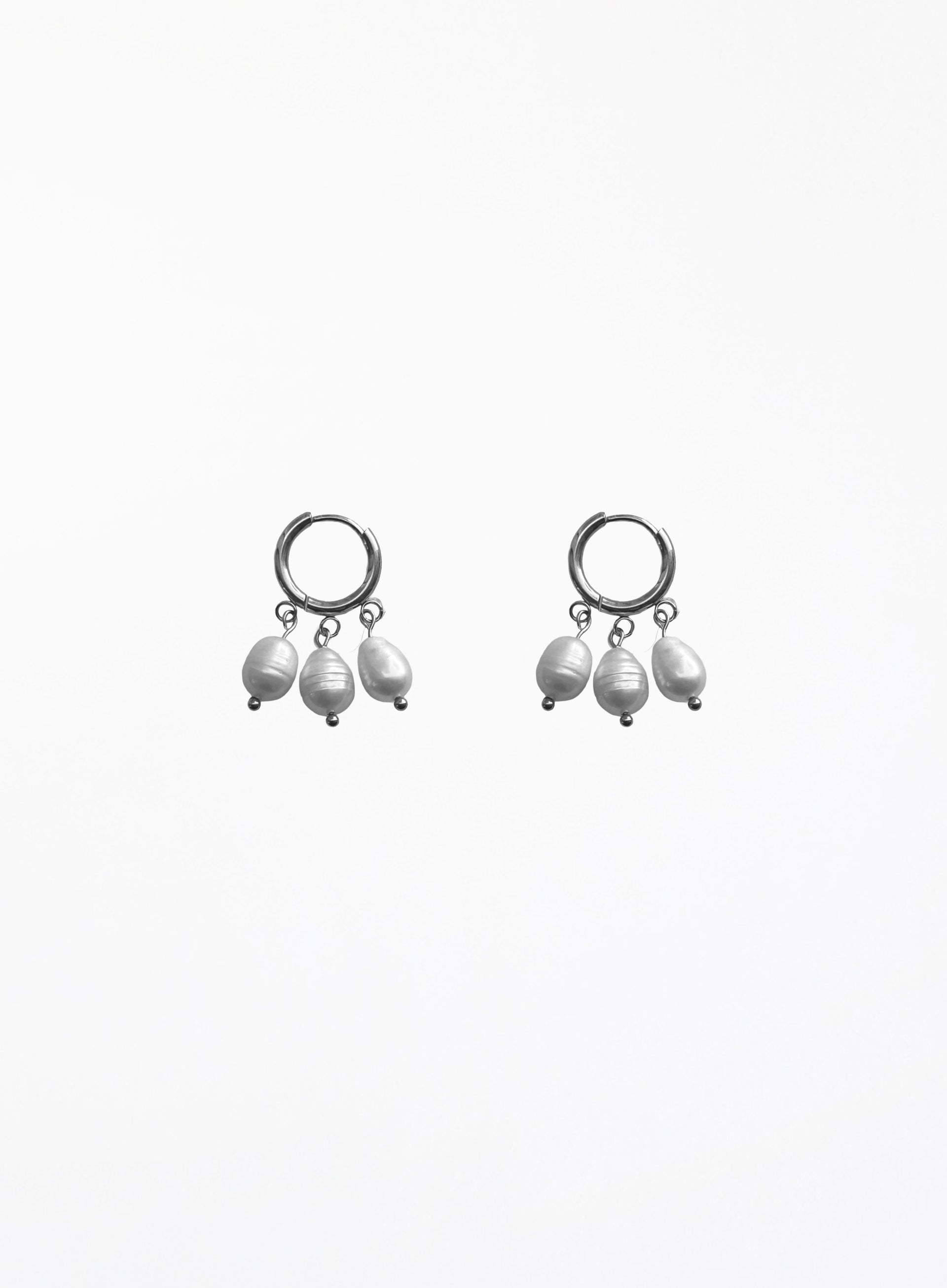 huggie hoops with three pearls earrings