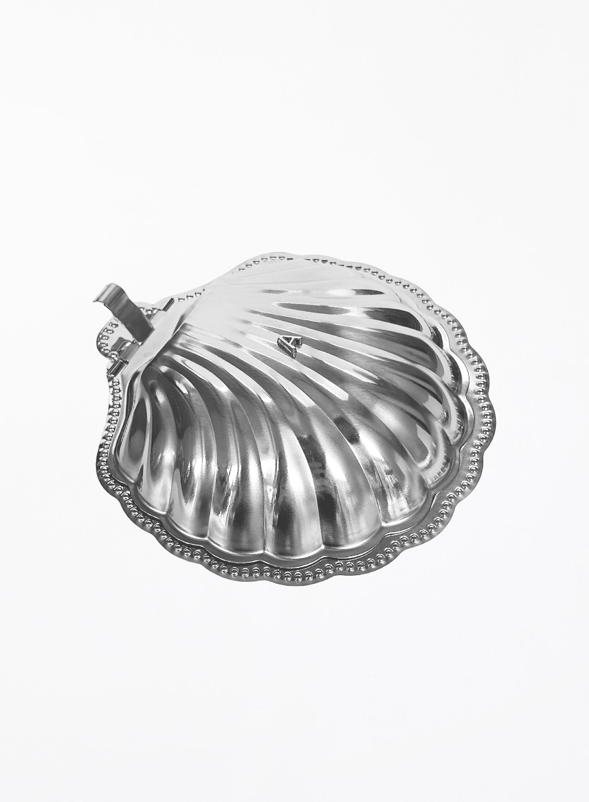 Peiner stainless steel shell trinket box