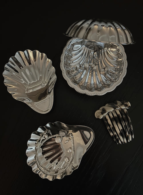 Peiner stainless steel shell trinket box