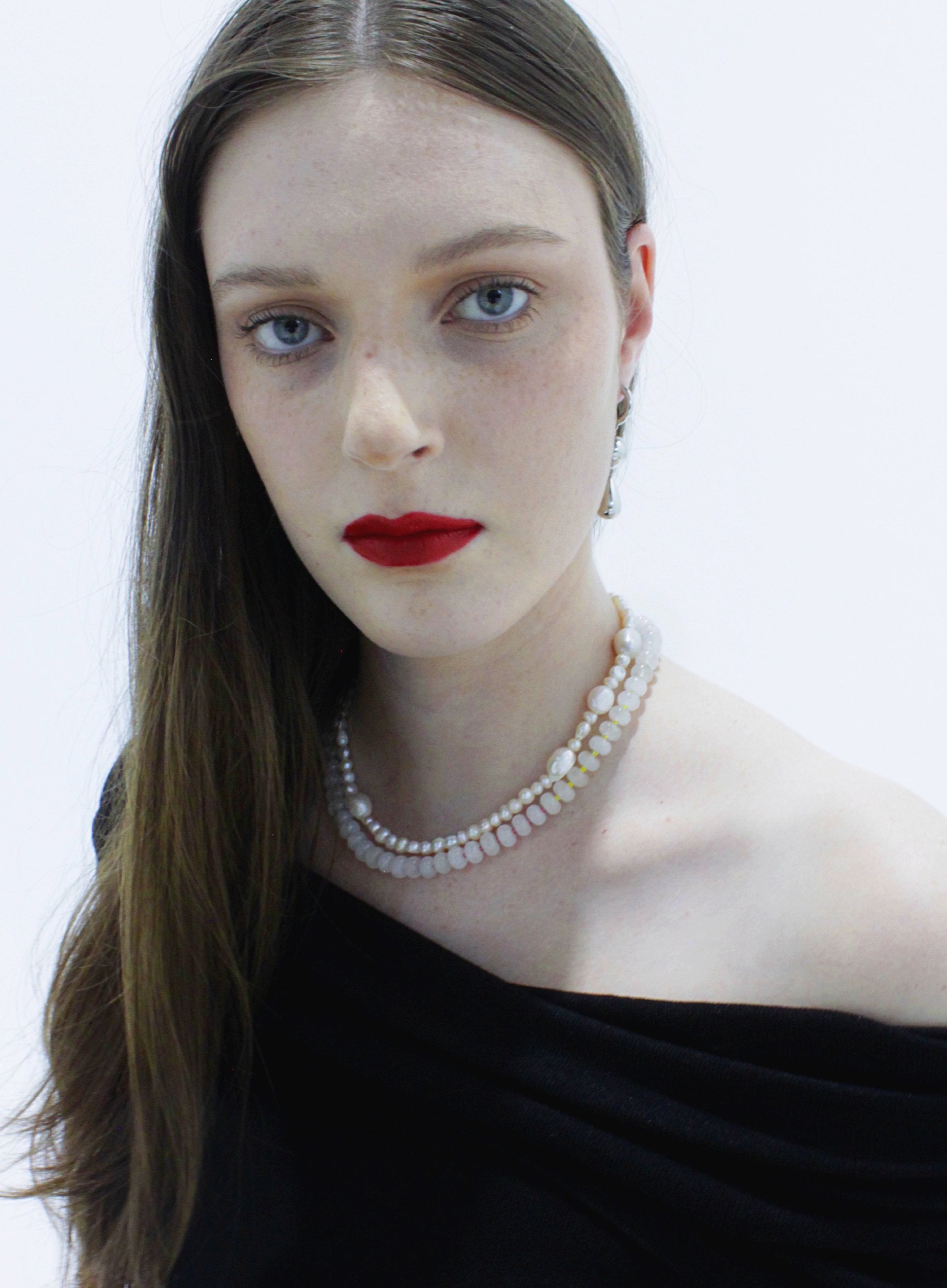 white jade natural stones necklace