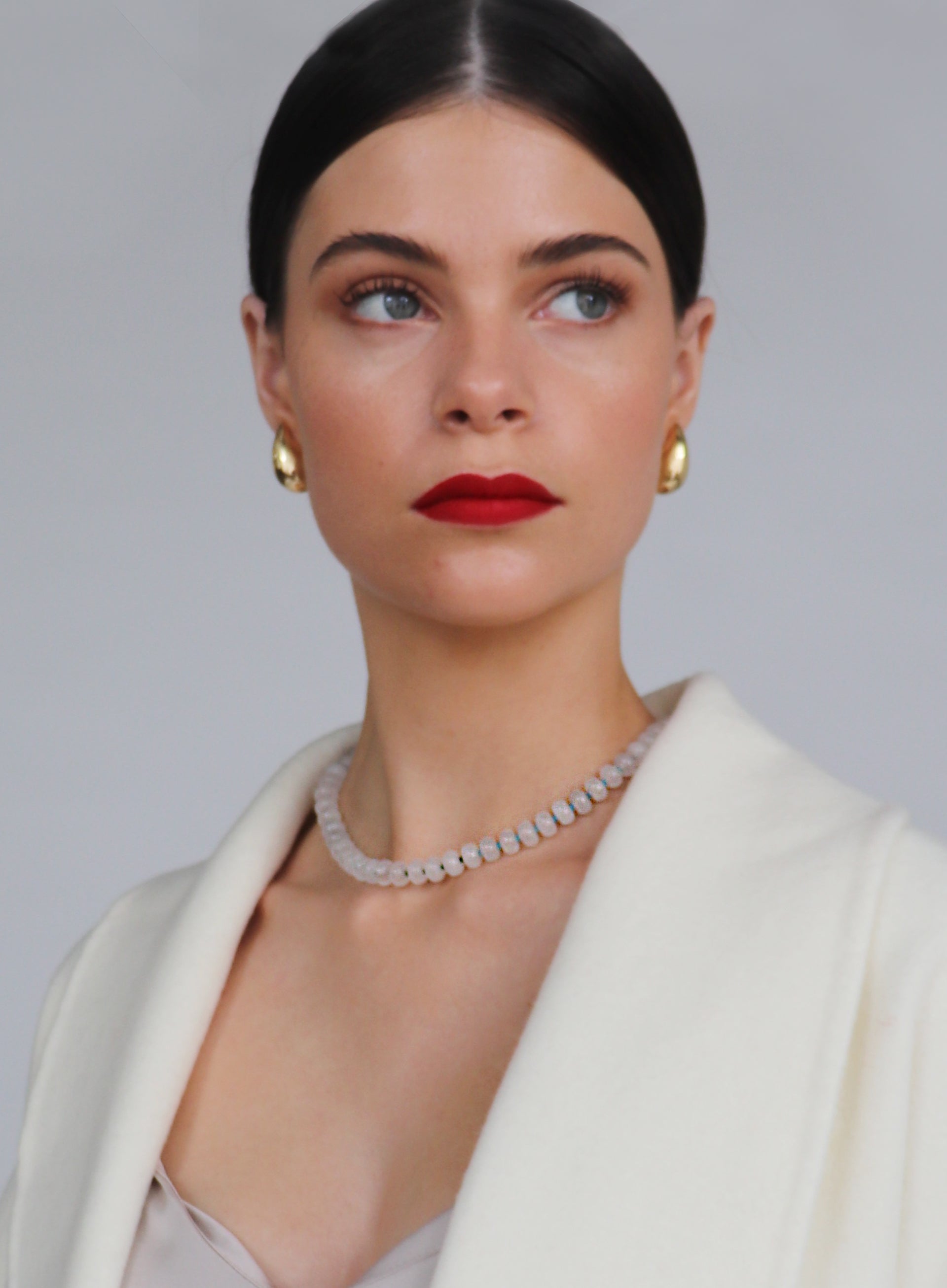 white jade natural stones necklace