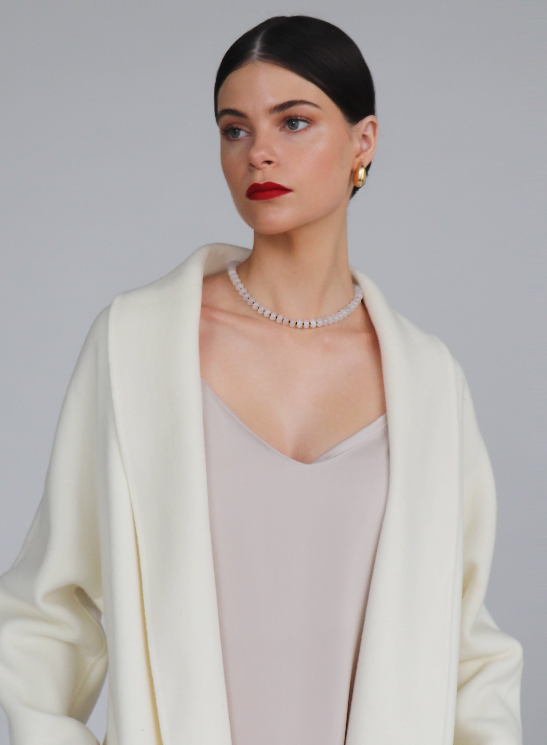 white jade natural stones necklace