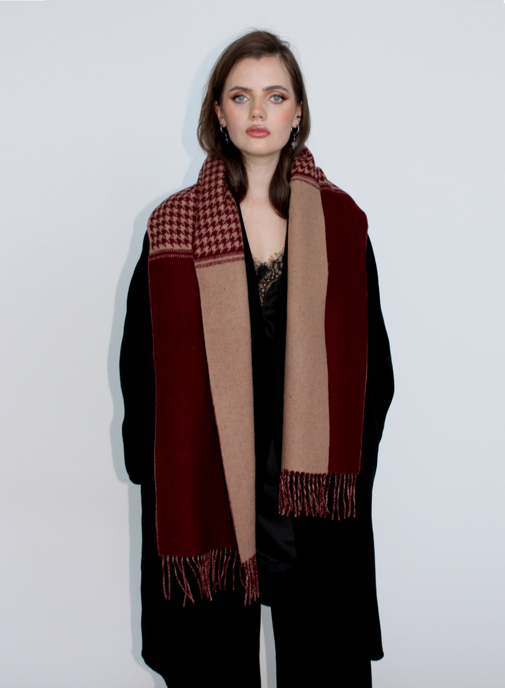 Hurley Houndstooth Scarf - Bordeaux