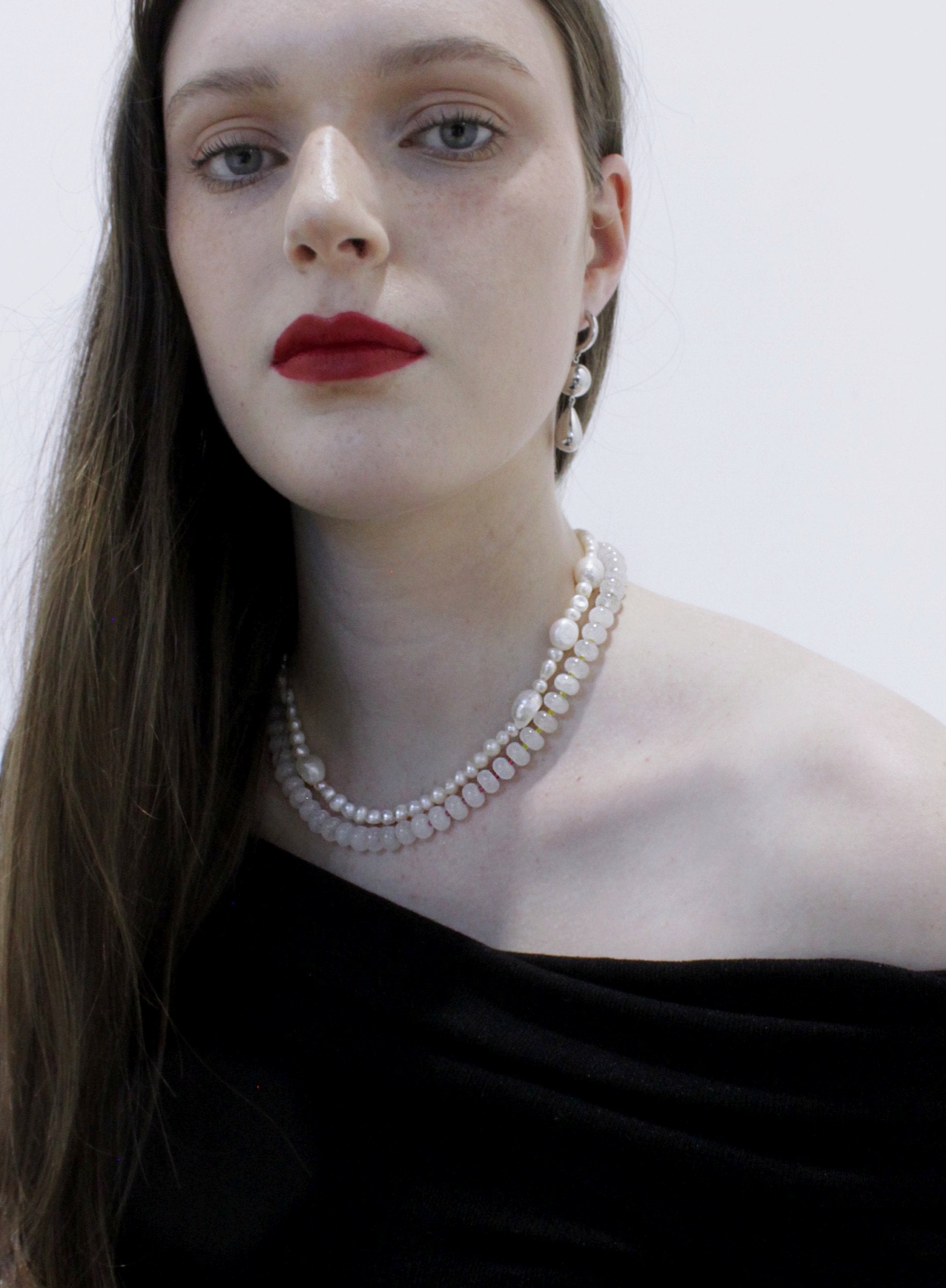 white jade natural stones necklace