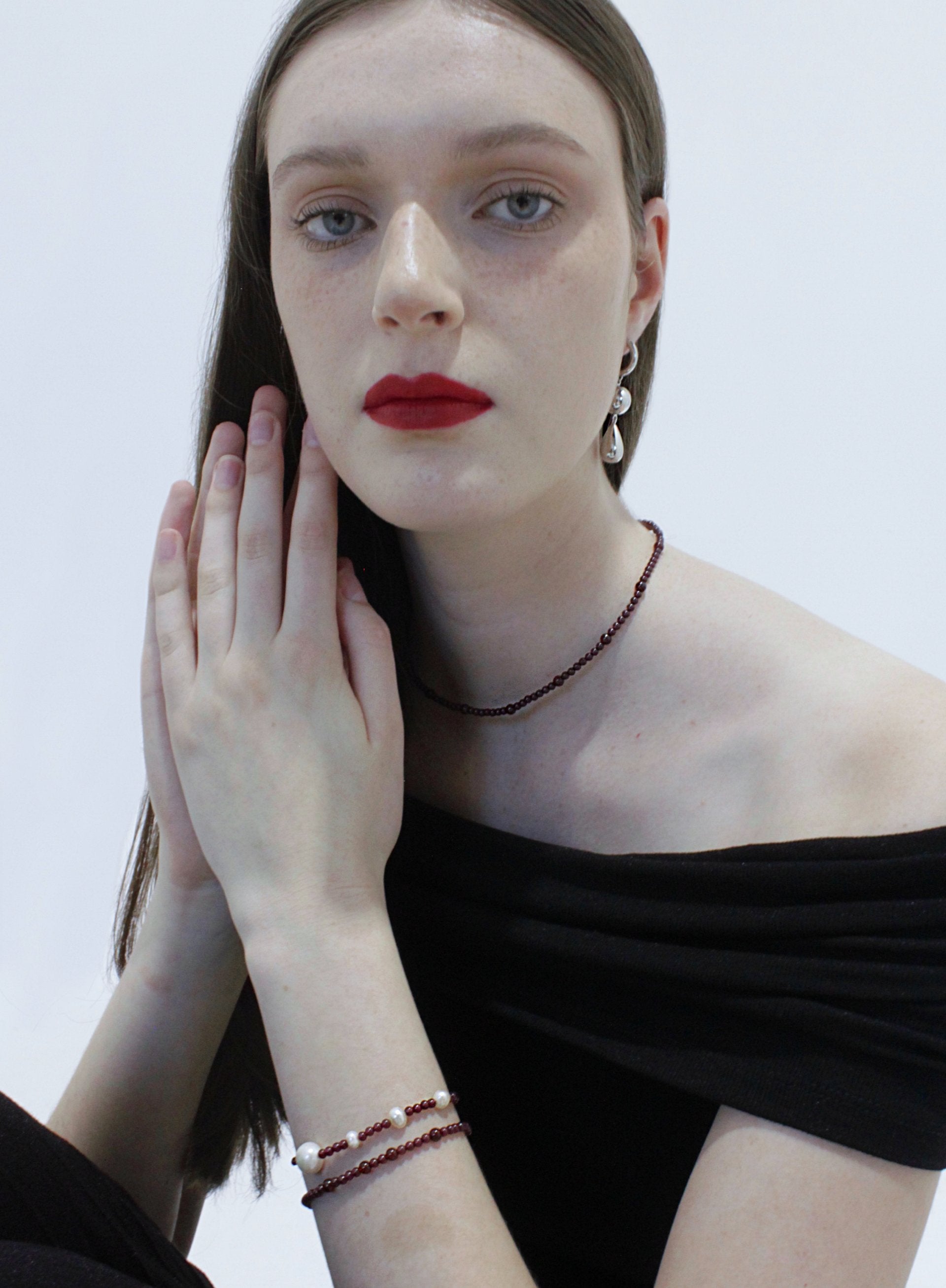 Baina Garnet Collar Necklace