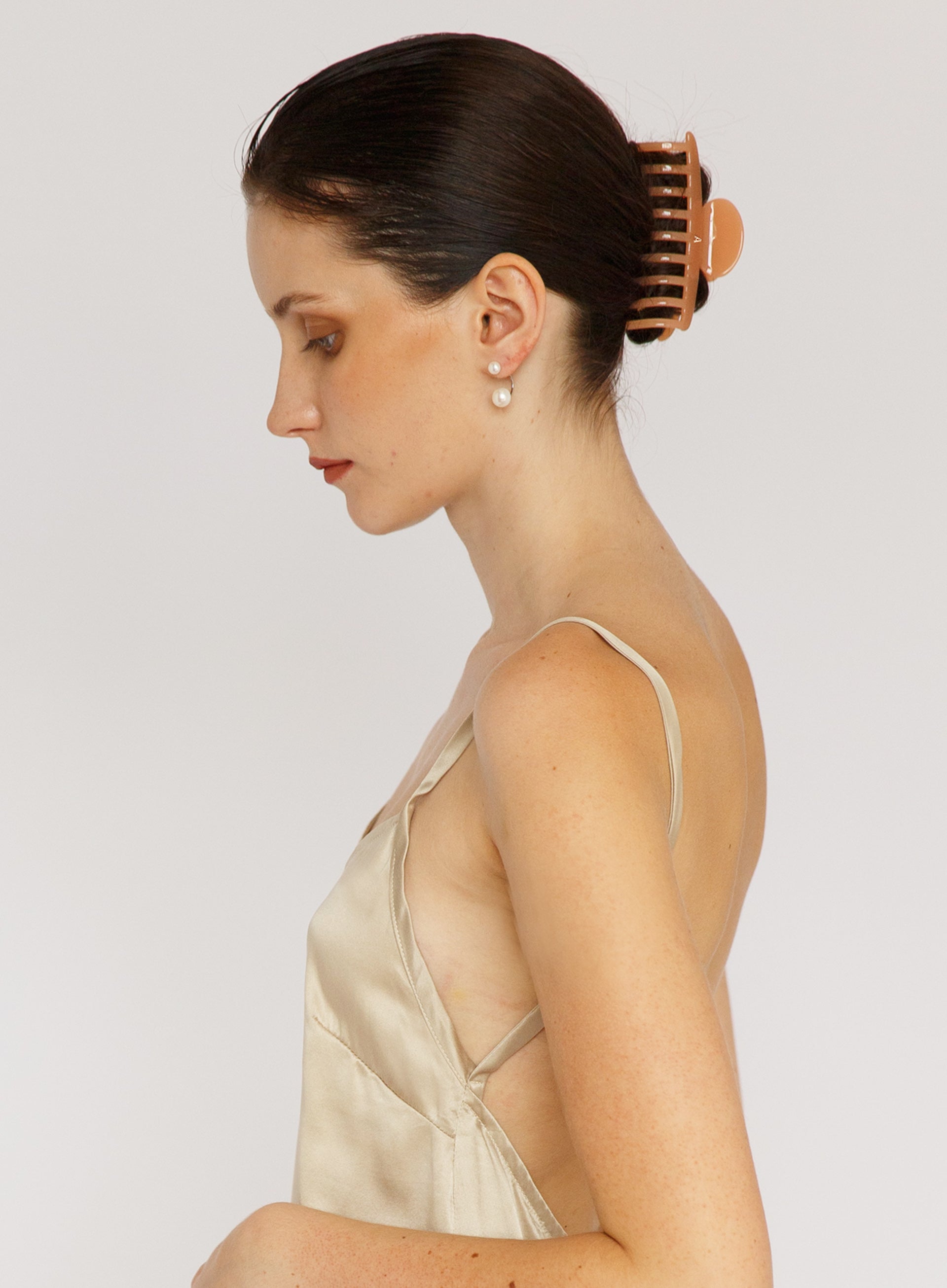 Peach Acetate Hairclaw