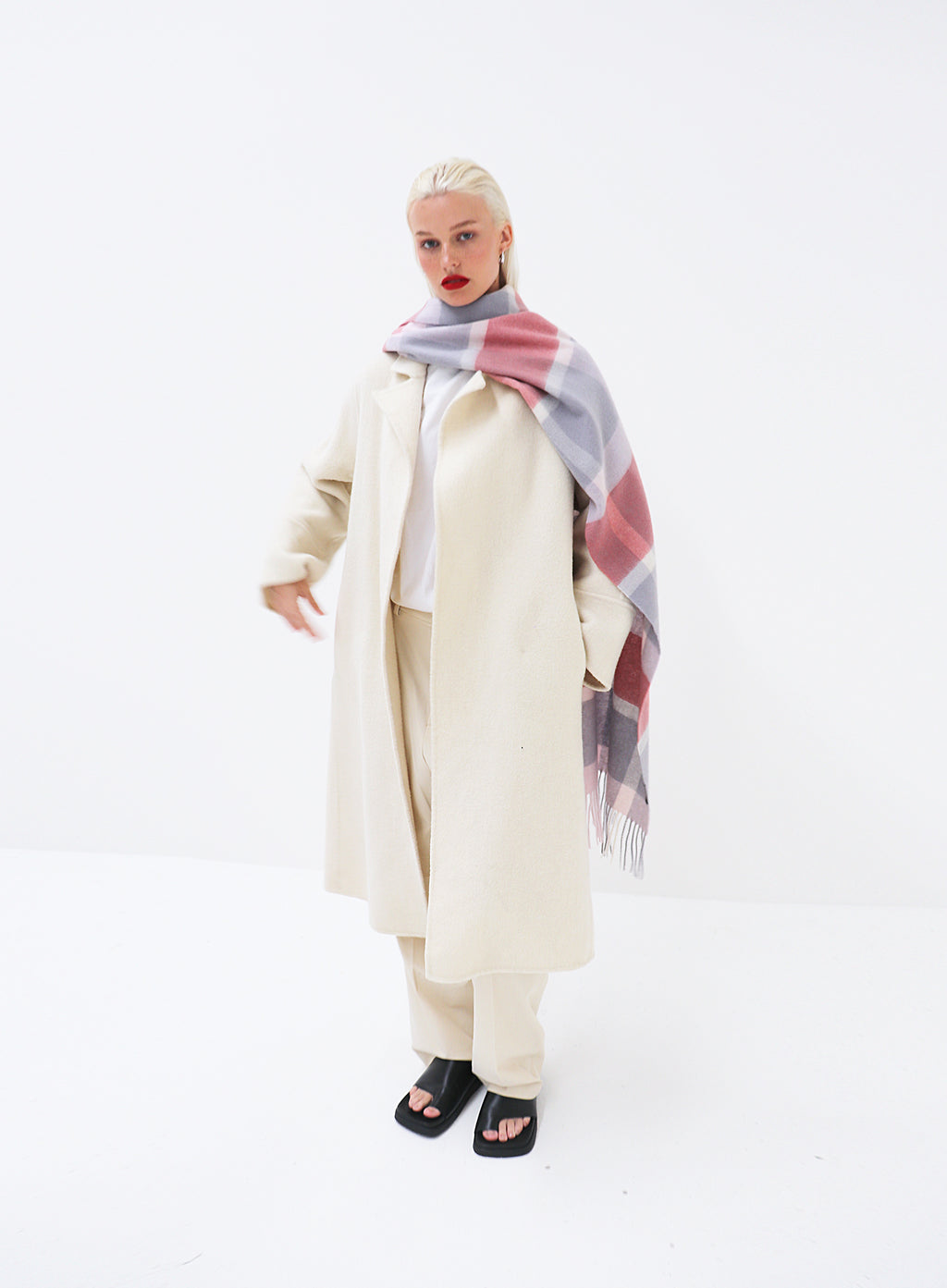 Pink Checked Fringed Wool Scarf