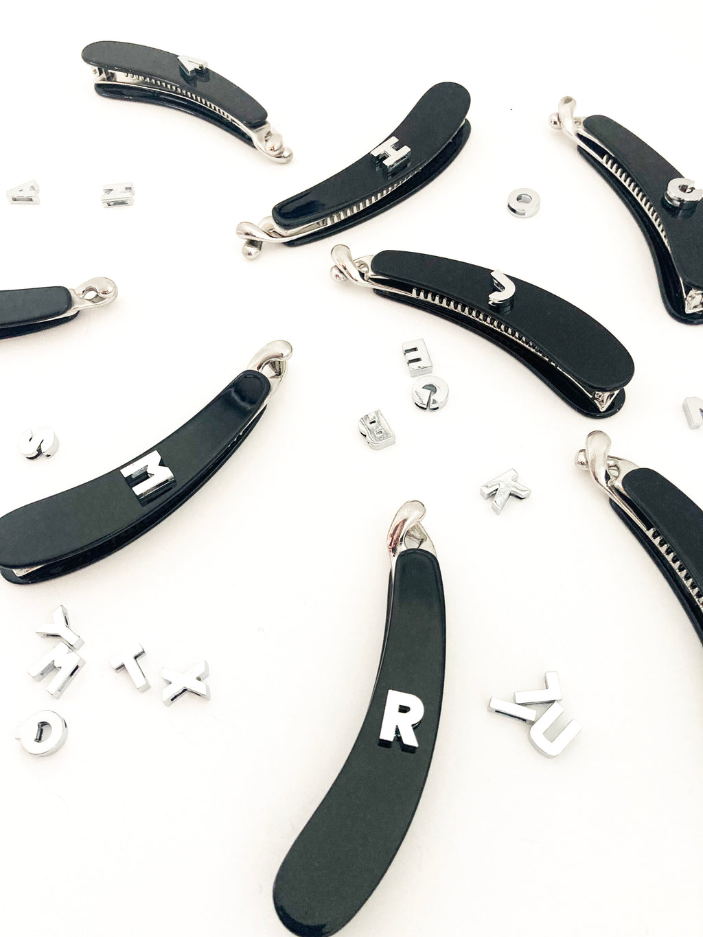 Initial Acetate Banana Clip Black