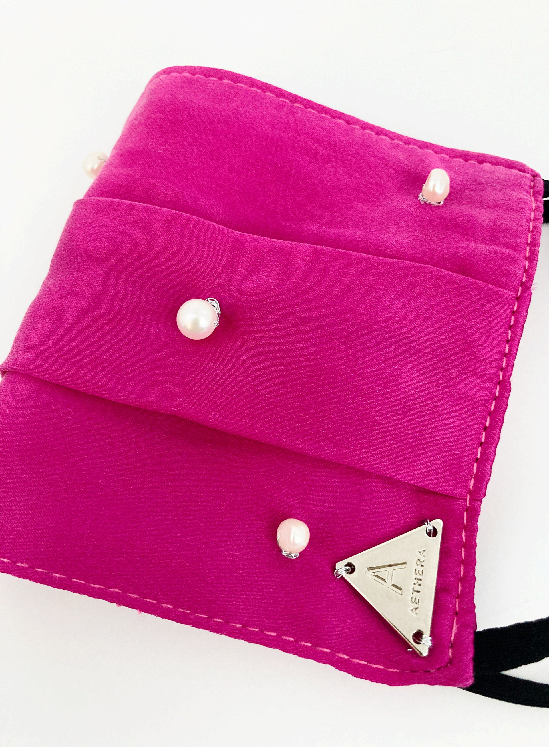 Nacre Cultured Pearl Silk Facemask - Fuchsia