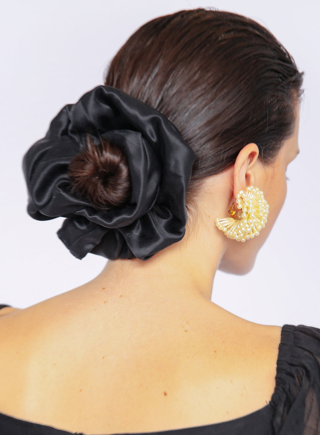 Black Oversized Silk Scrunchie